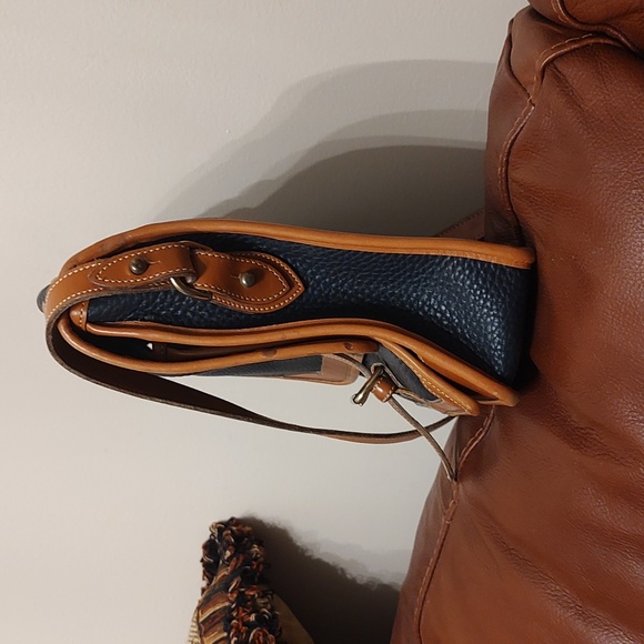 Last chance(SALE) Dooney & Bourke bag - Picture 5 of 13